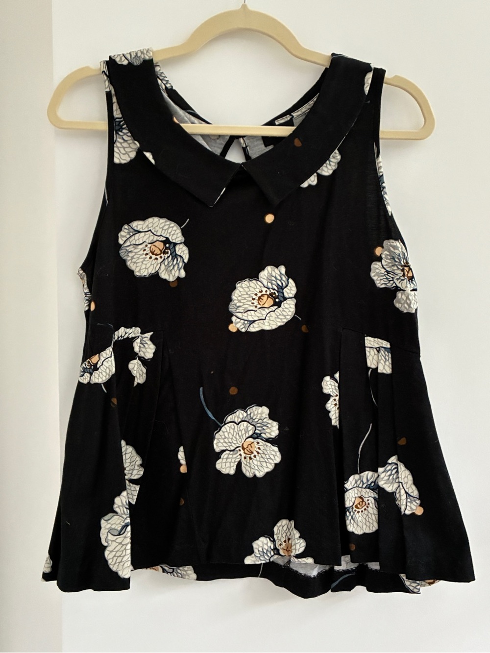 Anthropologie Deletta Floral Top with Peter Pan collar